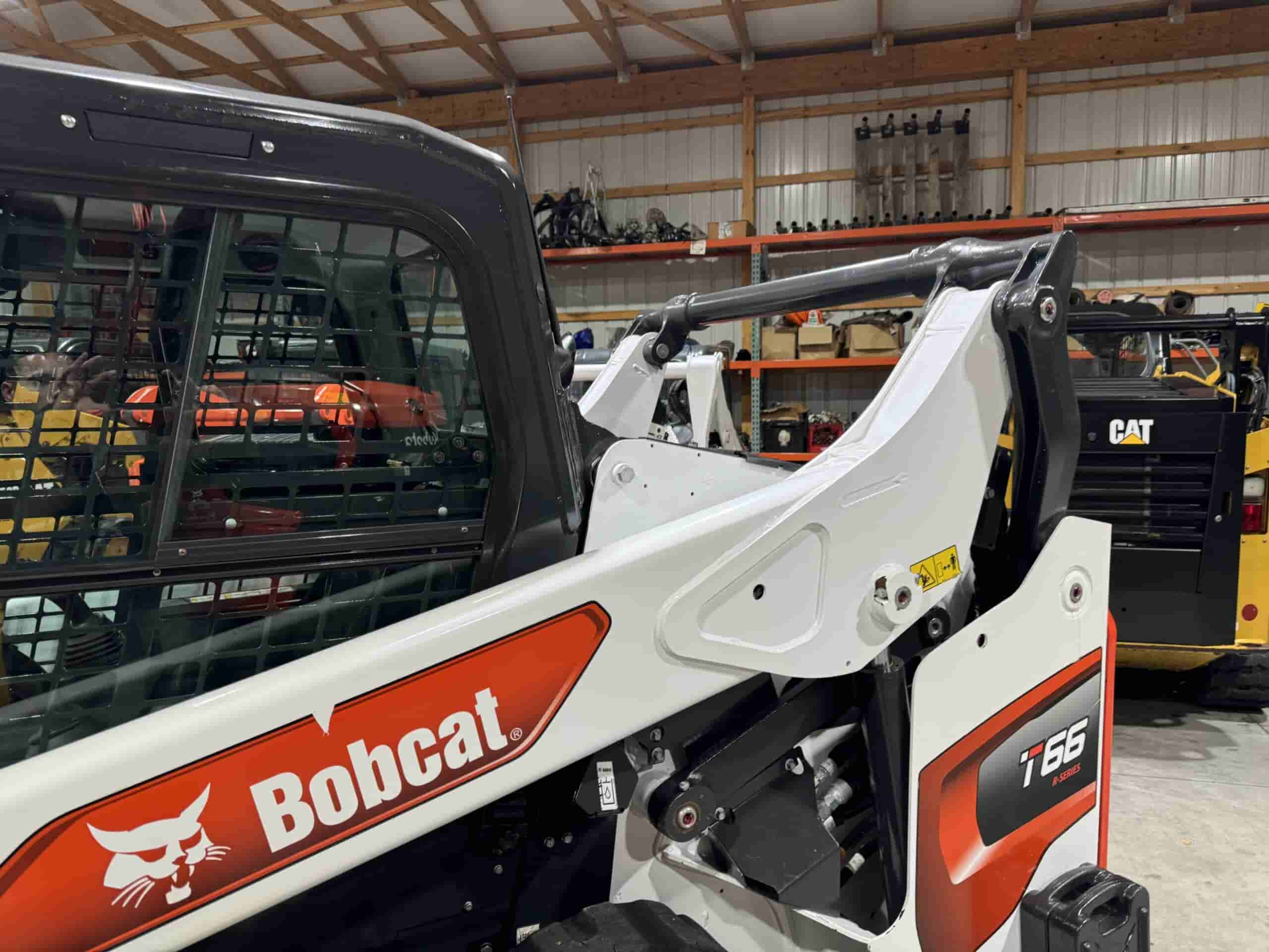 2021 BOBCAT T66 CLEAN!
